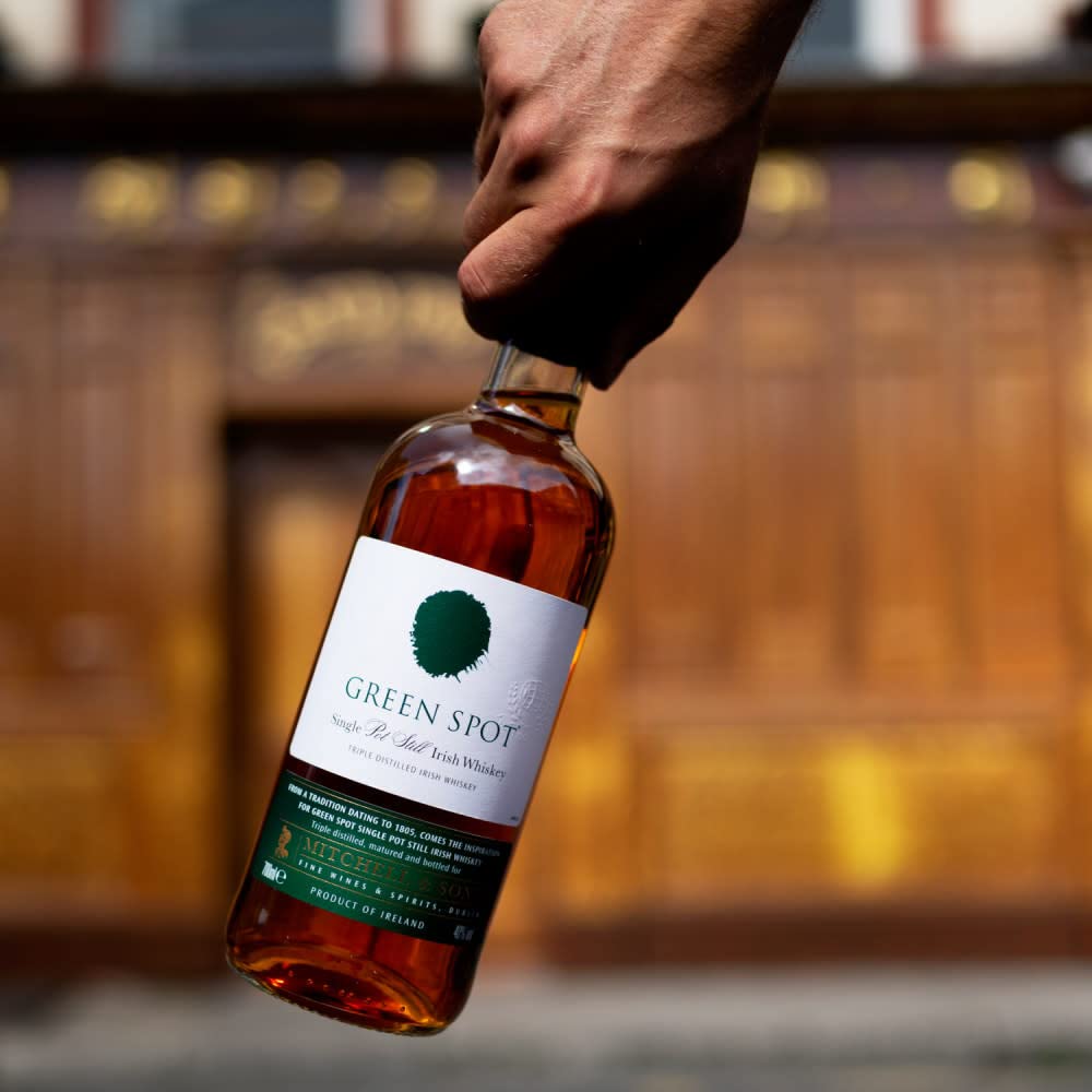 Irish Whiskey 750mL 80 Proof Z542