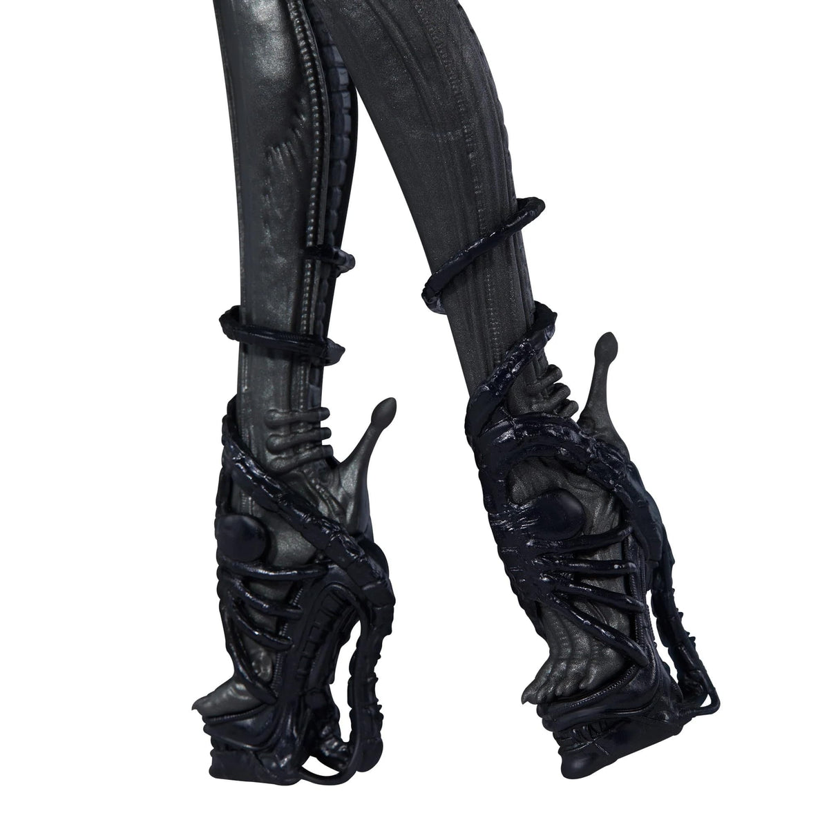 Alien Doll with Metallic Outfit E5021