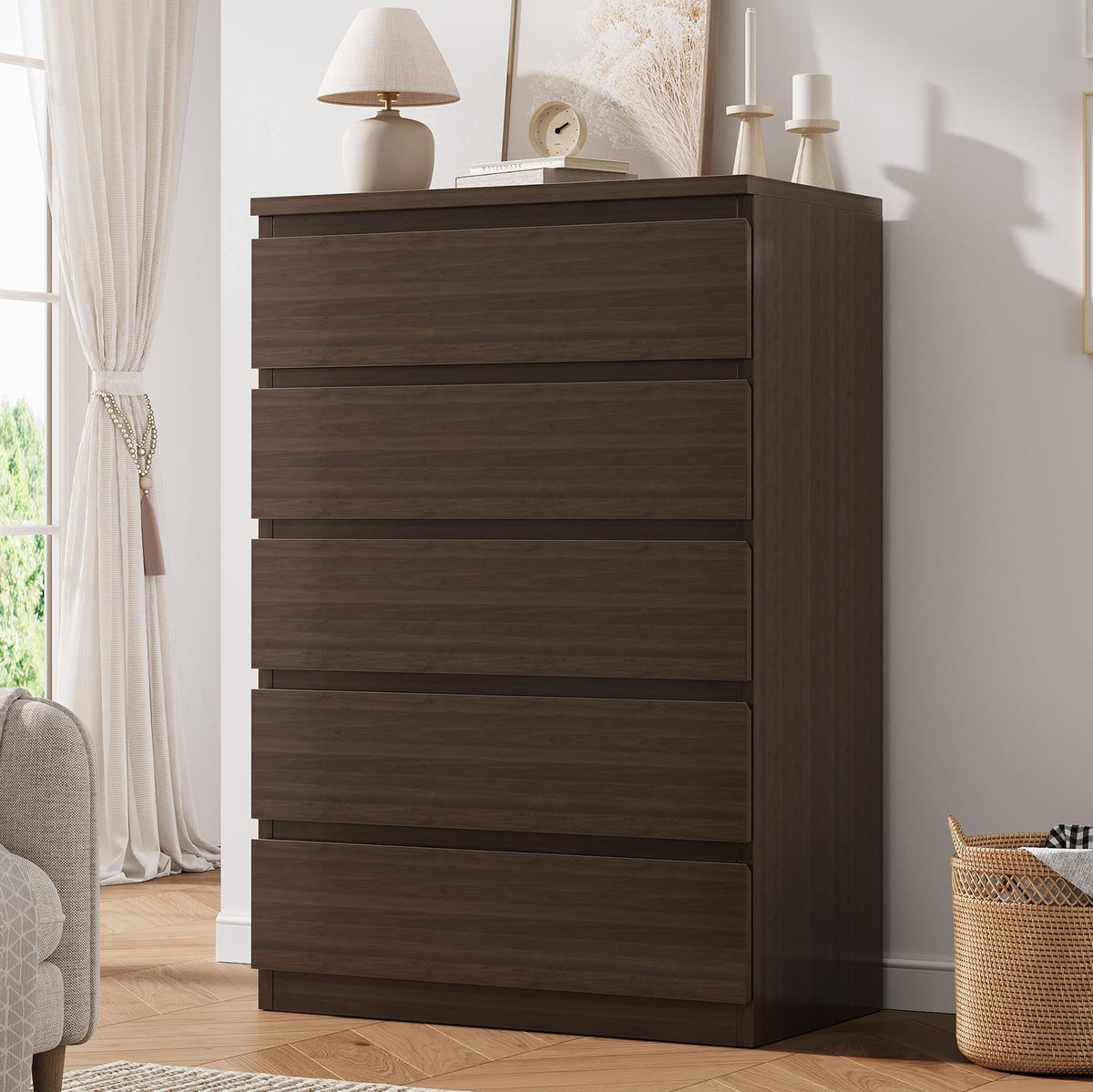 Brown 5 Drawer Wood Dresser K628