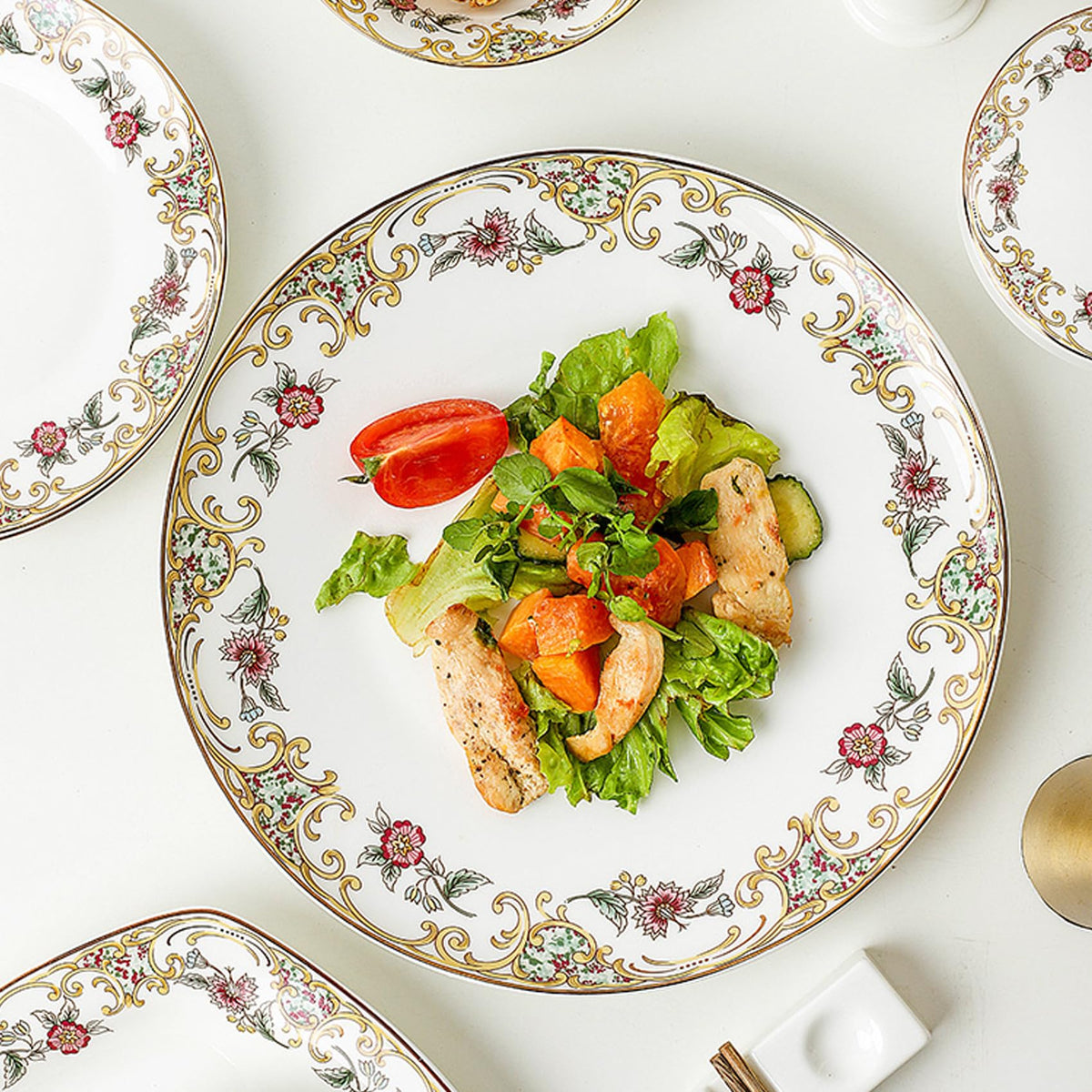 Bone China 12-Piece Dinnerware Set G555698
